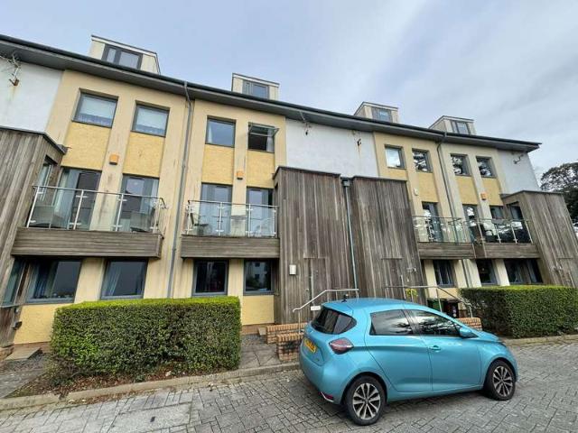 Townhouse for sale in Mount Wise