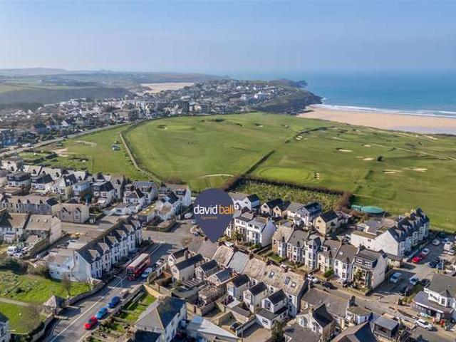 Townhouse for sale in Newquay, Cornwall