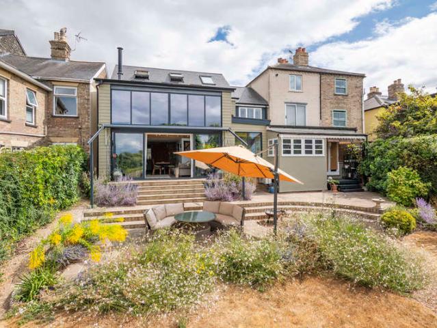 Townhouse for sale in Sudbury, Chelmondiston
