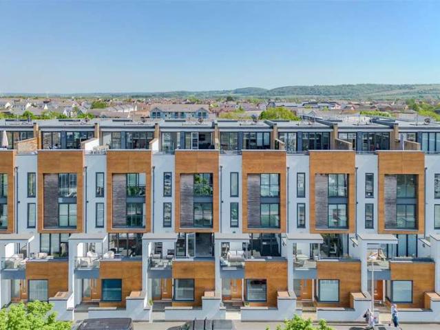Townhouse for sale in Port Marine, Portishead
