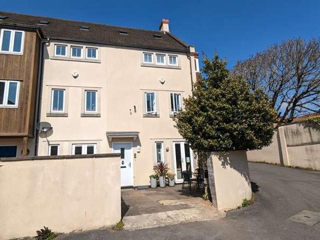 Townhouse for sale in Wells, Somerset