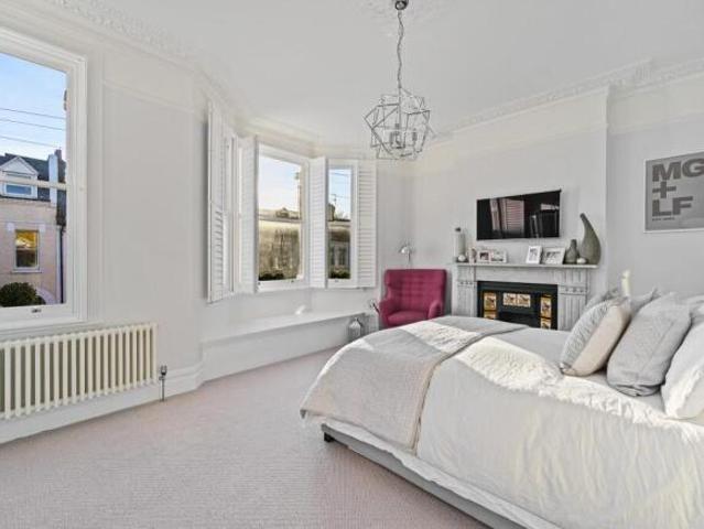 Property for rent in Cat Hill