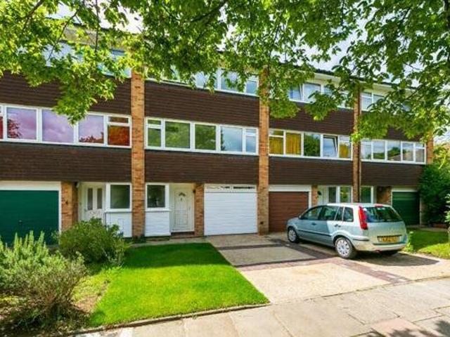 House for rent in Deepcut, Surrey