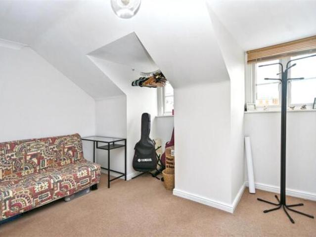 Townhouse for sale in Crumbles, Eastbourne