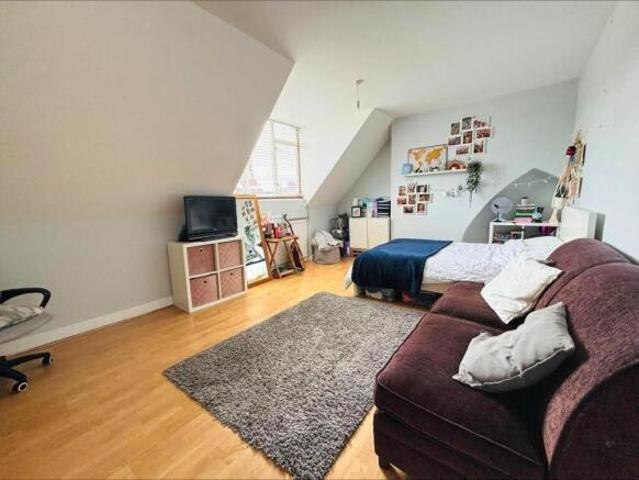 Townhouse for sale in Northampton, Northamptonshire