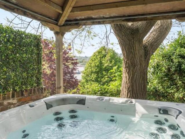 Townhouse for sale
