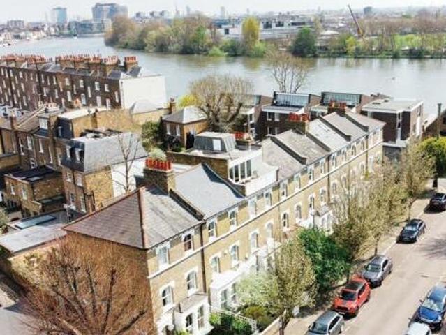 House for sale in Lyons, Greater London