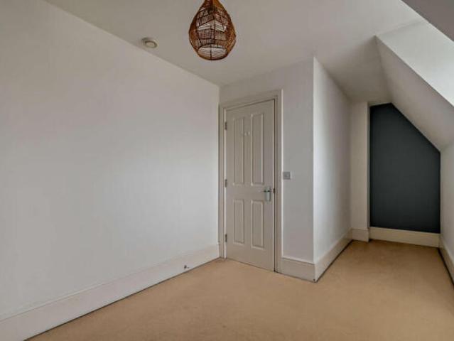 Townhouse for sale in Northampton, Northamptonshire