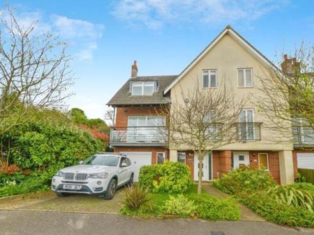 House for sale in King's Walden, Hertfordshire