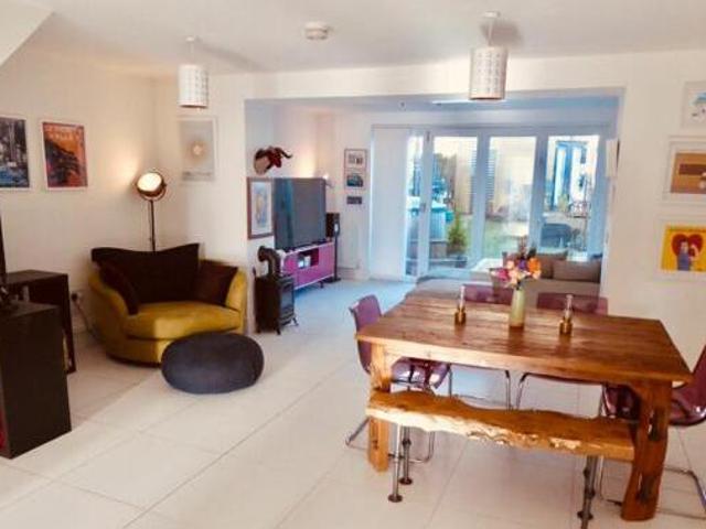 House for sale in Lyons, Greater London