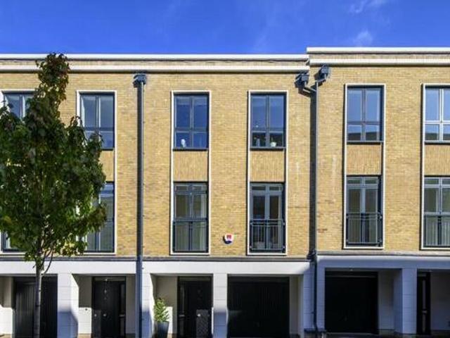House for sale in Hampshire