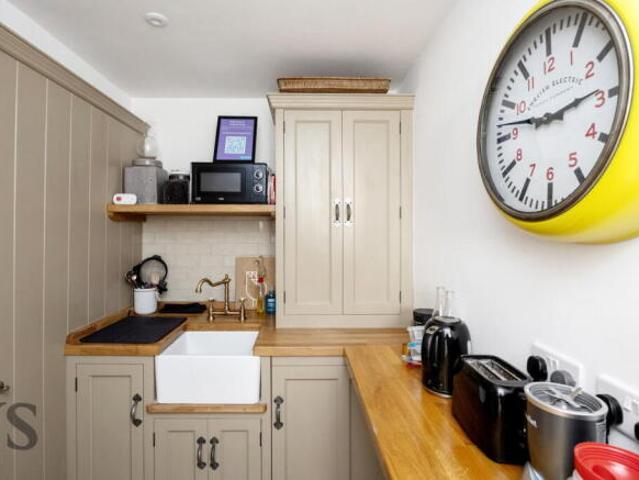 Townhouse for sale in Worthing, West Sussex
