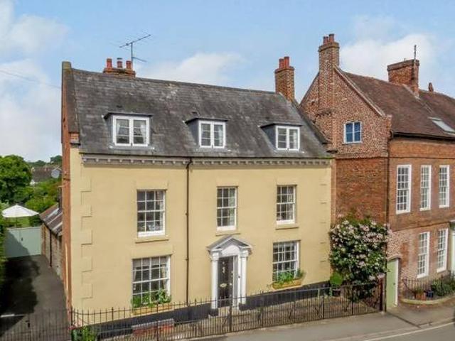 House for sale in Worcestershire