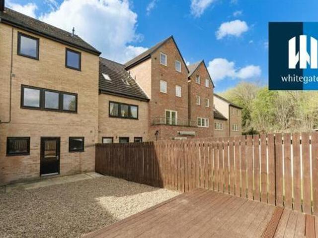 House for sale in Pontefract, West Yorkshire