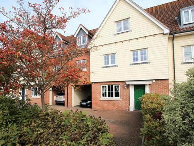 House for sale in Key Street, Suffolk