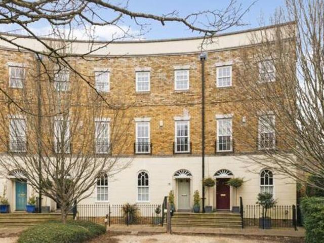 House for sale in The Slade, Oxfordshire