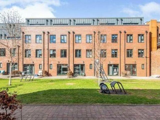 House for sale in Saint Vincent's, Sheffield
