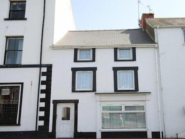 House for sale in Tywyn, Wales