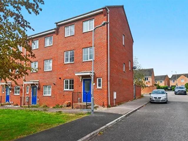 Apartment for rent in Corby
