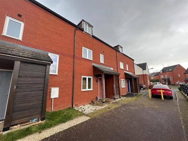 Apartment for rent in Wolverton and Greenleys, Old Wolverton