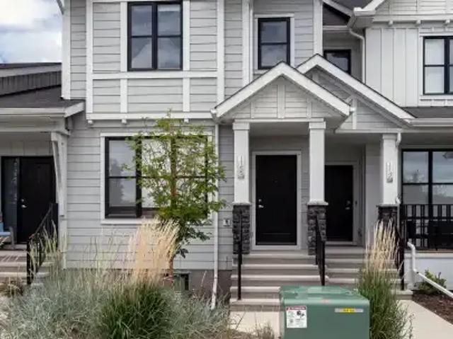 Townhouse for rent in Sirocco, Calgary