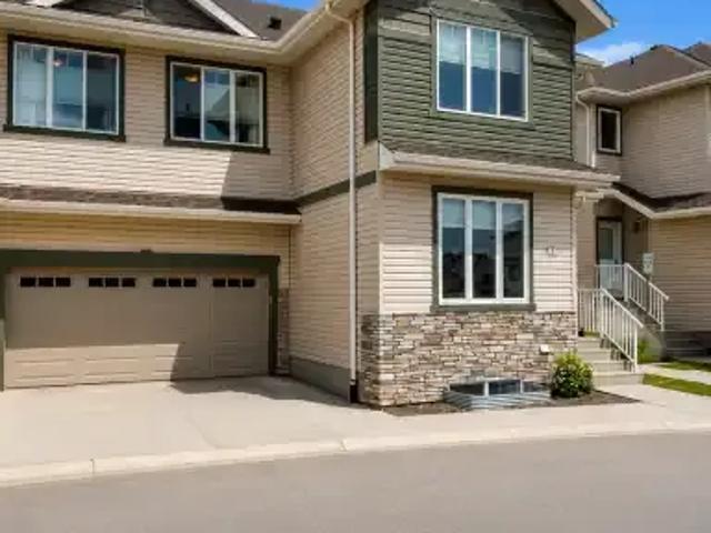 Townhouse for rent in Wedgewood, Alberta