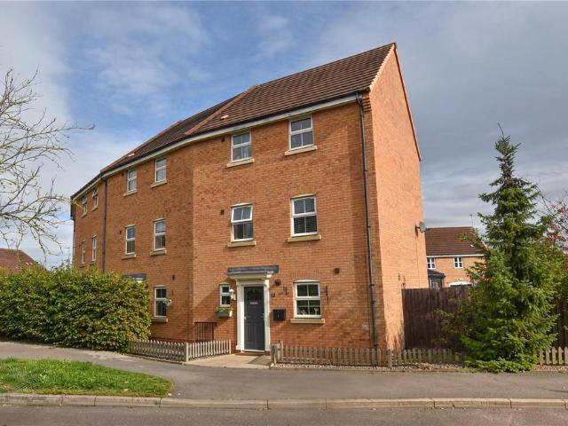 House for sale in Thorpe, West Yorkshire