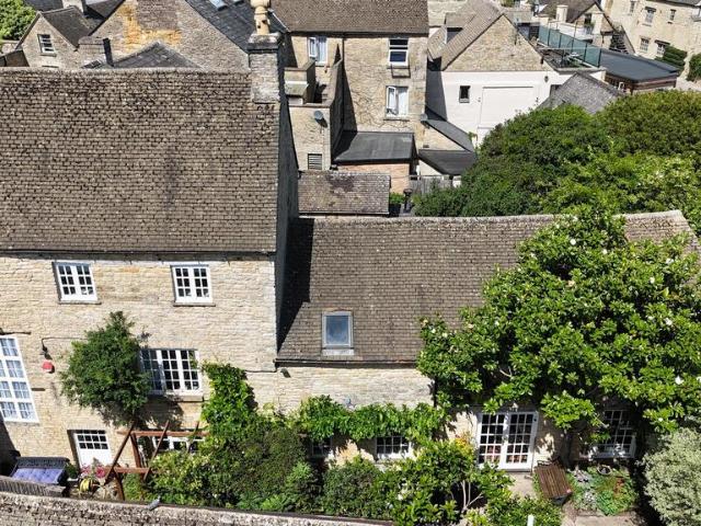 House for sale in Fossebridge, Gloucestershire