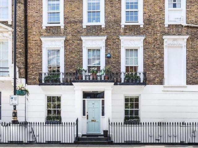 House for sale in Pimlico, Greater London