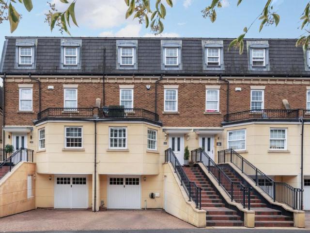 House for sale in Blackhills, Surrey