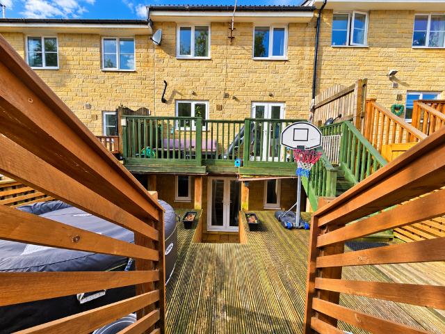 House for sale in Bailiff Bridge, Calderdale