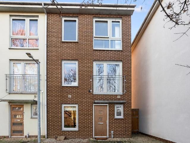 House for sale in Monks Orchard, Kent