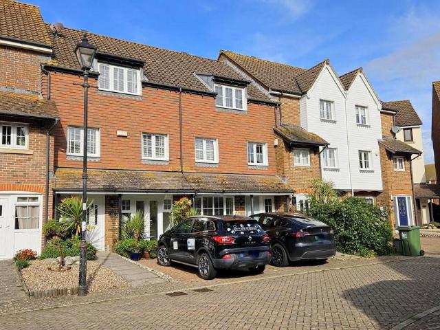 House for sale in Sovereign Harbour, Eastbourne
