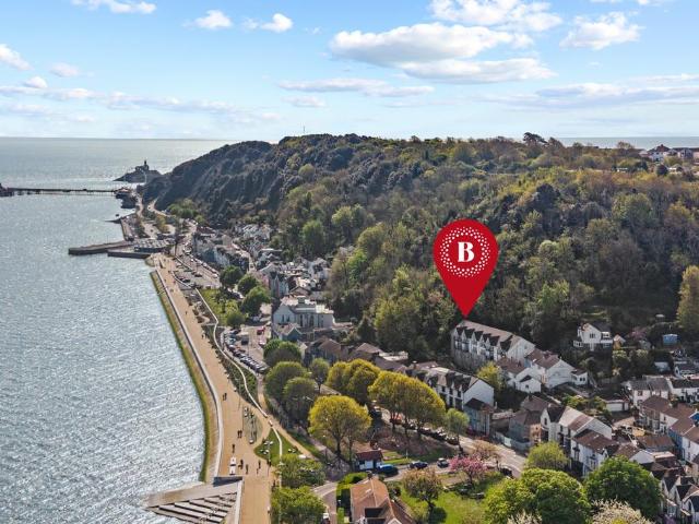 House for sale in Thistleboon, Mumbles ,the