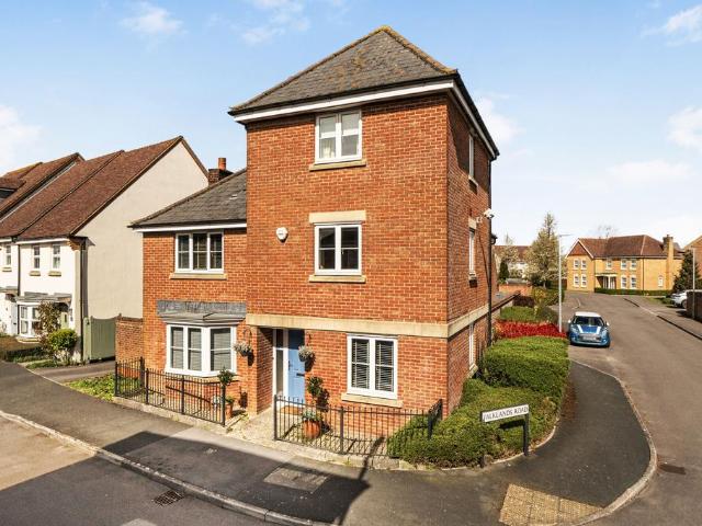 House for sale in Alexandra Park, North Wroughton