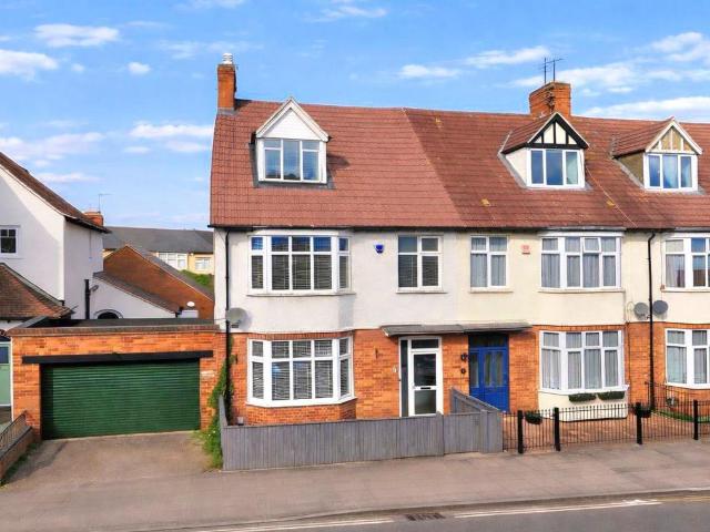 House for sale in Phippsville, Northampton