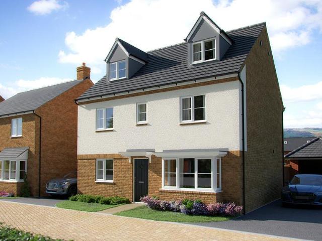 House for sale in Priors Hall Park, Weldon