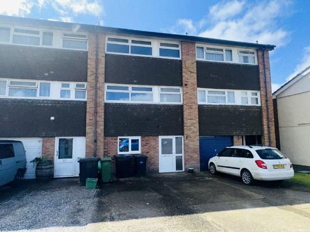 House for sale in Thatcham, Isle Of Man