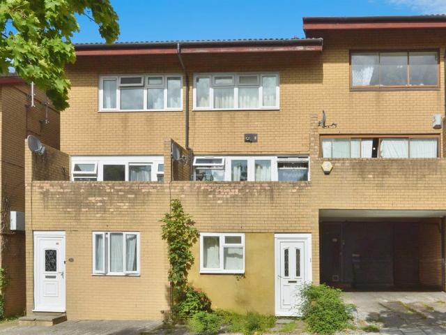 House for sale in Great Linford, Milton Keynes