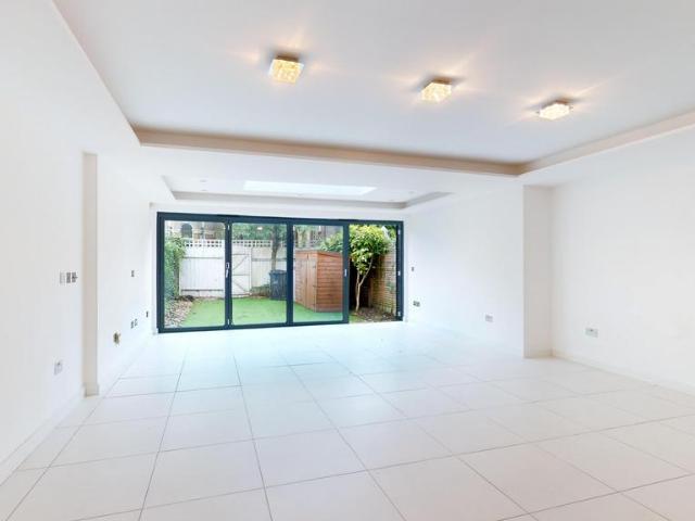 House for sale in Belsize Park, Primrose Hill