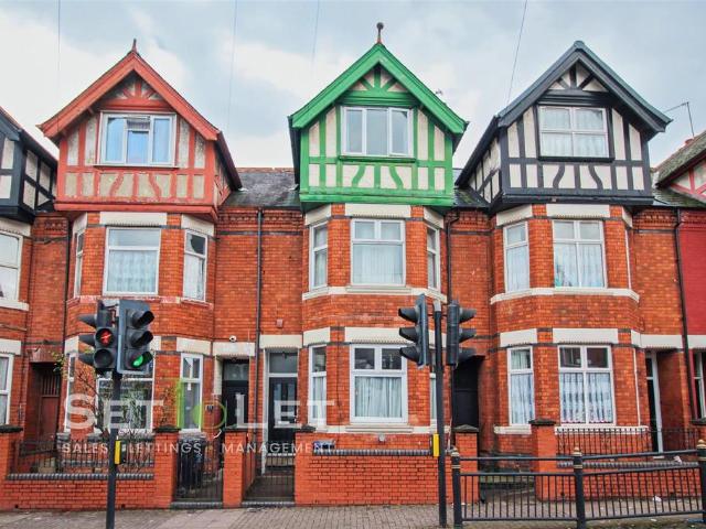 House for sale in Spinney Hills, Old Wharf