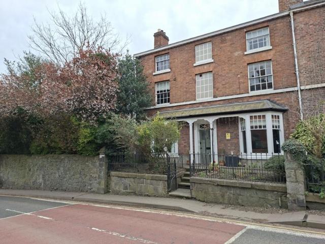 House for sale in Welshpool, Wales