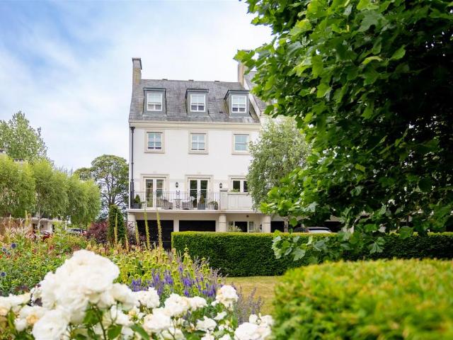 House for sale in High Field, York
