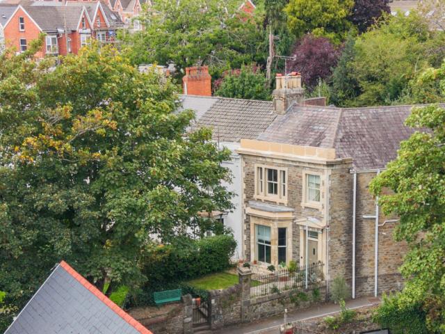 House for sale in Brynmill, Swansea