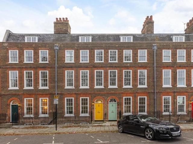 House for sale in London Borough of Hounslow, Greater London
