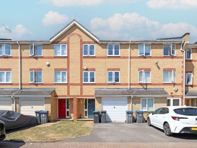House for sale in Norbiton, Greater London