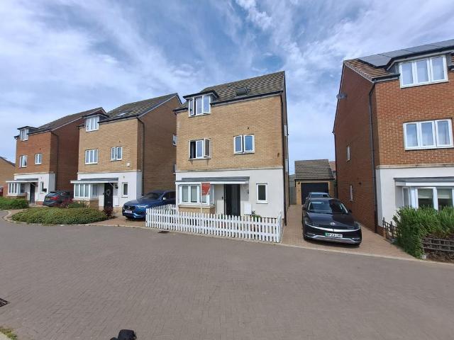 House for sale in Hampton Hargate, Peterborough