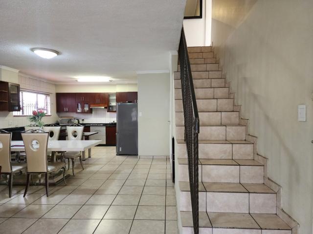Townhouse for sale in Dr Kenneth Kaunda, North West