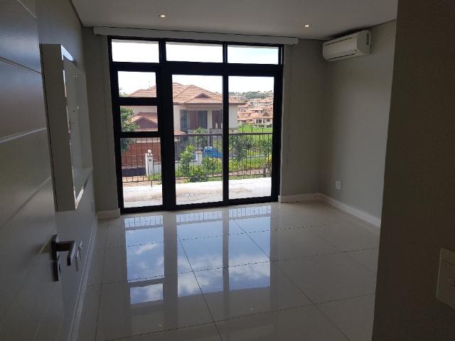 Townhouse for sale in Umhlanga, Kwazulu-natal