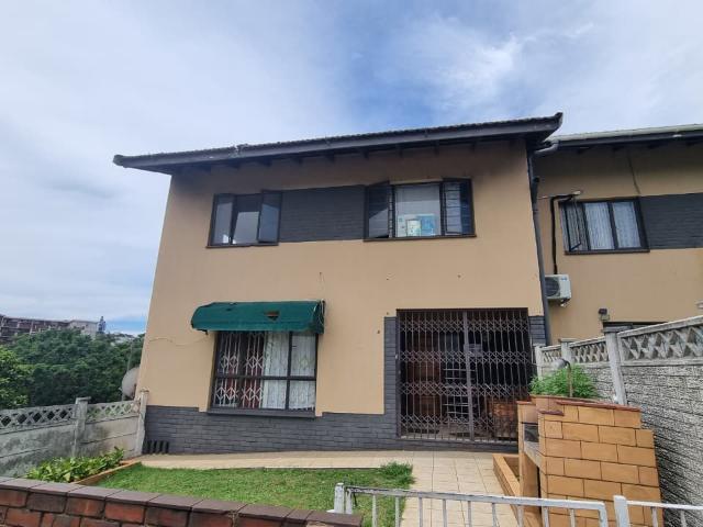 Townhouse for sale in Seaview, Kwazulu-natal
